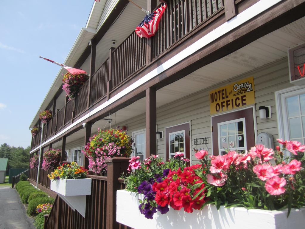 Jackman Bishops Country Inn Motel المظهر الخارجي الصورة