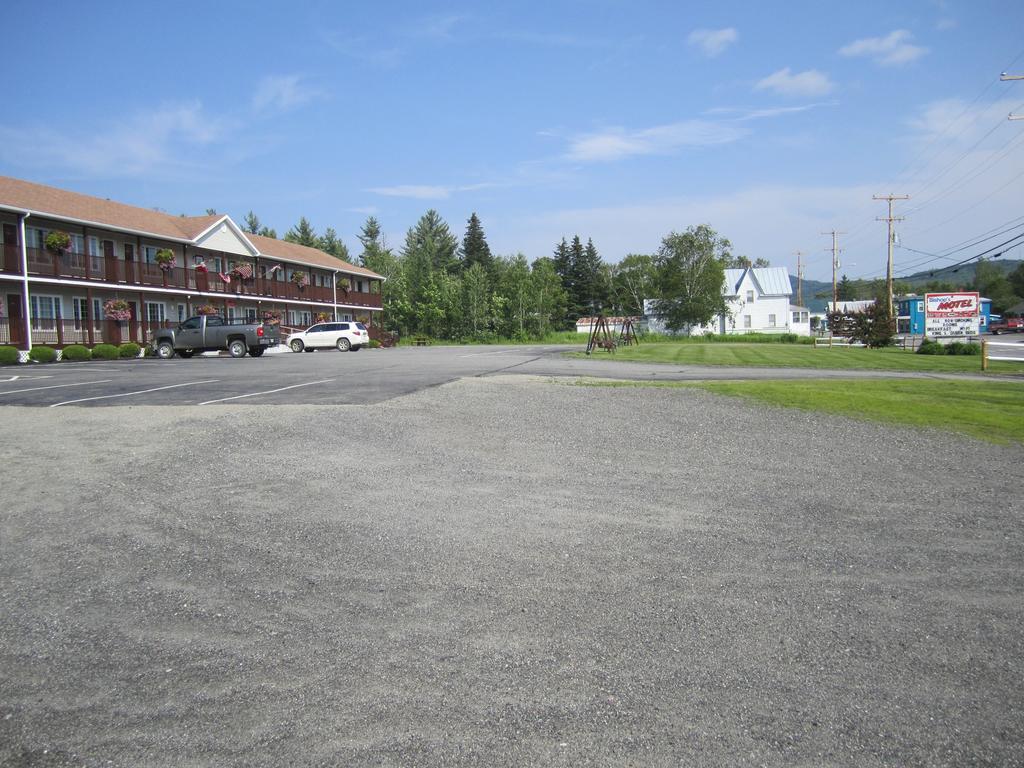 Jackman Bishops Country Inn Motel المظهر الخارجي الصورة
